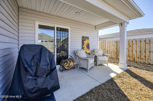 1019 Course Lane, Surf City, NC 28445