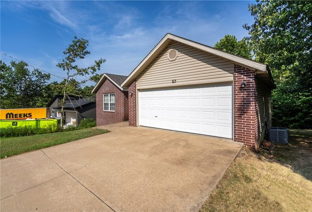10 Portpatrick Lane, Bella Vista, AR 72715