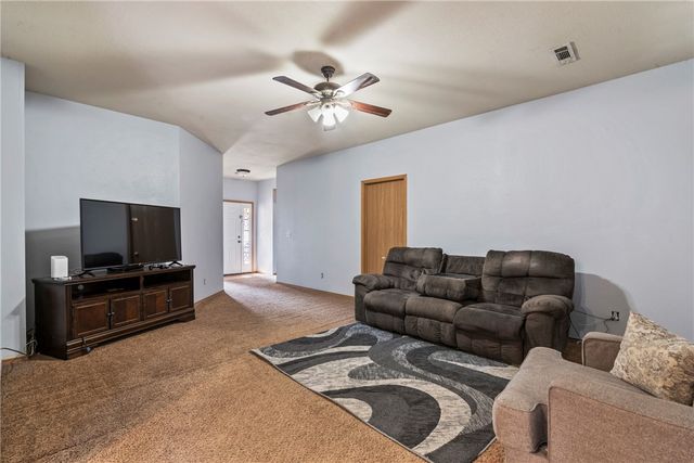 10 Portpatrick Lane, Bella Vista, AR 72715