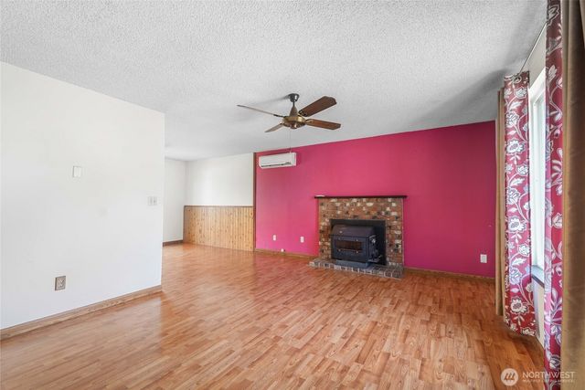 6115 57th Drive NE, Marysville, WA 98270