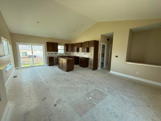 5031 N Toben Ct., Bel Aire, KS 67226
