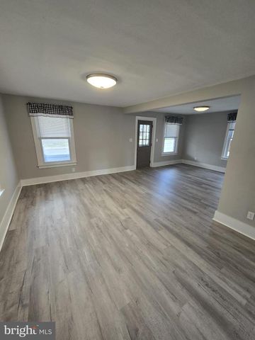 486 W 4TH ST, Lewistown, PA 17044