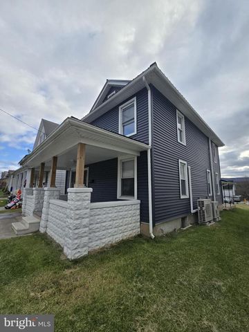 486 W 4TH ST, Lewistown, PA 17044