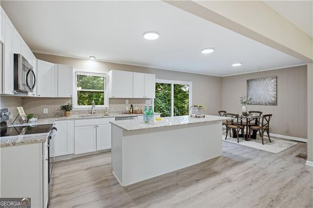 187 Hilltop Street, Cleveland, GA 30528