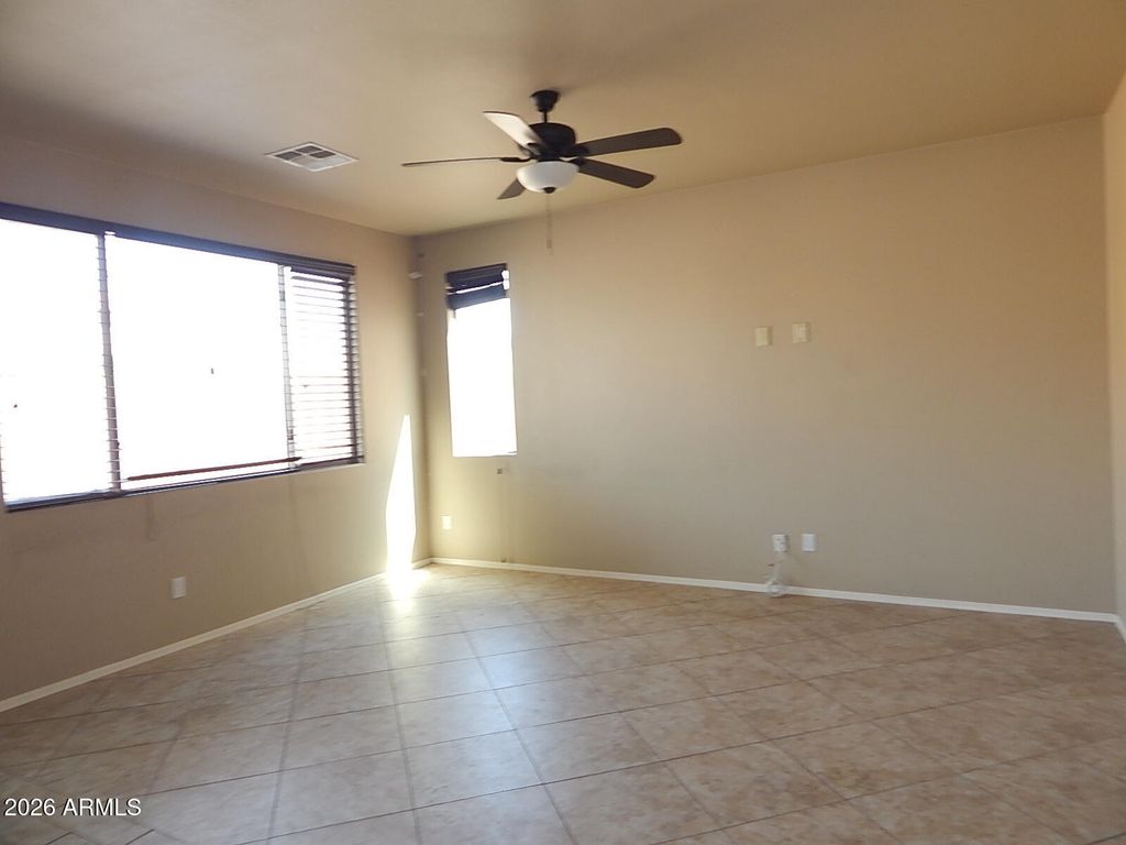 10034 W HAMMOND Lane, Tolleson, AZ 85353 — photo 5