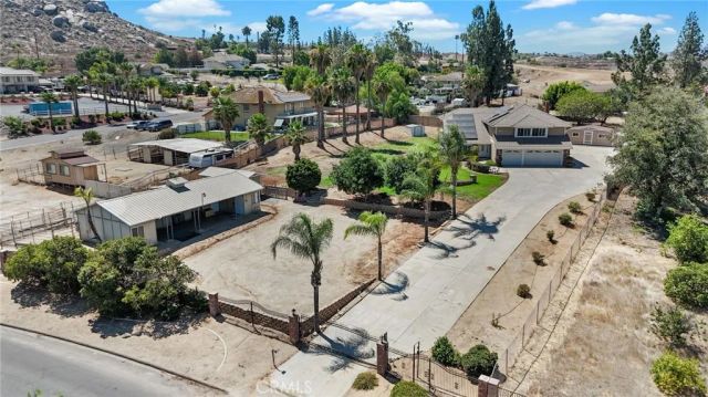 16891 Mariposa, Riverside, CA 92504