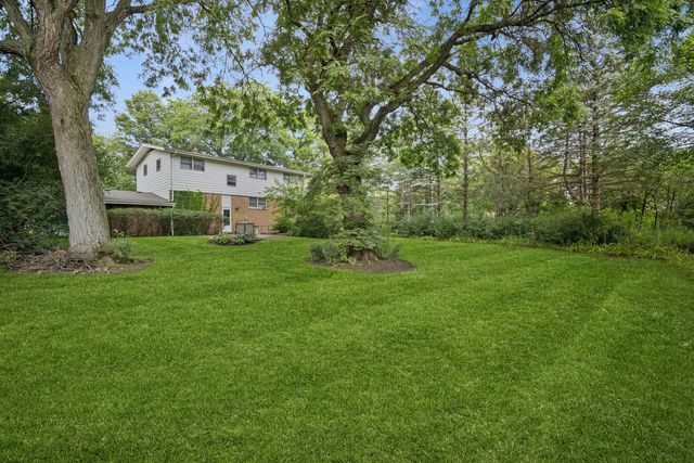 921 Wilmot Road, Deerfield, IL 60015