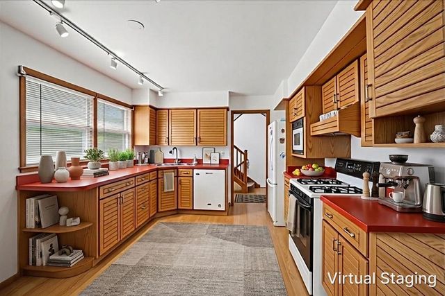 921 Wilmot Road, Deerfield, IL 60015