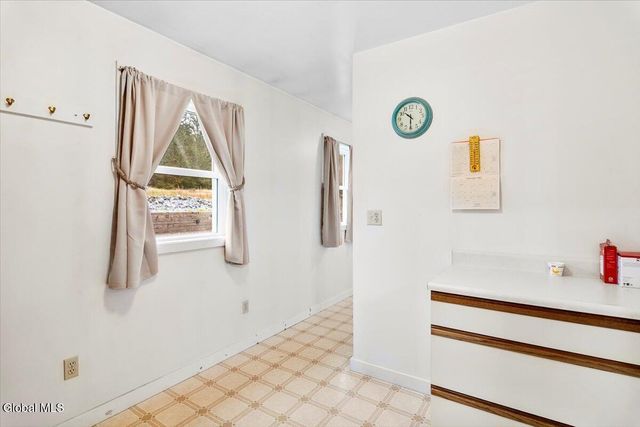 474 Groveside Road, Pittstown, NY 12090