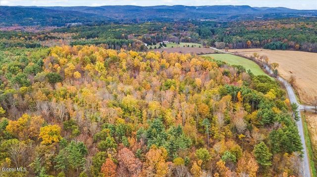 474 Groveside Road, Pittstown, NY 12090