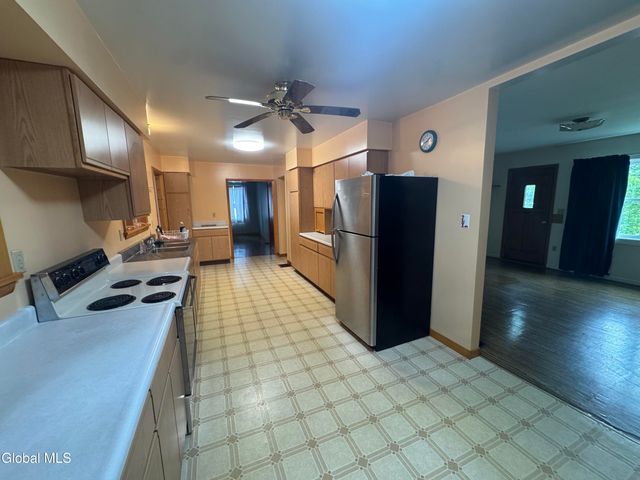 474 Groveside Road, Pittstown, NY 12090