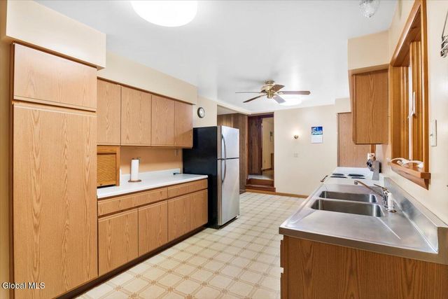 474 Groveside Road, Pittstown, NY 12090