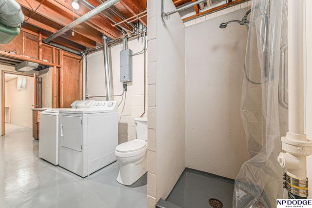 3957 E Street, Omaha, NE 68107