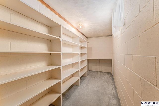 3957 E Street, Omaha, NE 68107