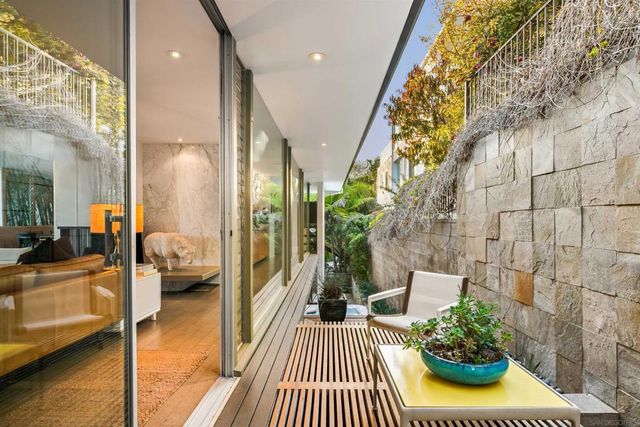 5622 Linda Rosa Ave, La Jolla, CA 92037