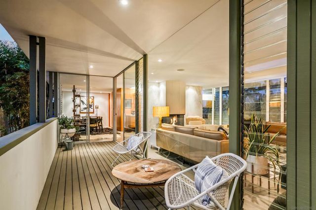 5622 Linda Rosa Ave, La Jolla, CA 92037