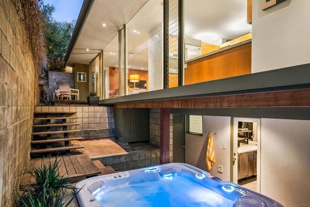 5622 Linda Rosa Ave, La Jolla, CA 92037