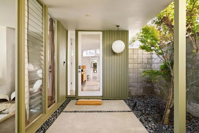 5622 Linda Rosa Ave, La Jolla, CA 92037