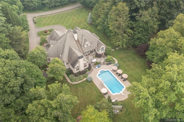 8 Bridey Lane, Brewster, NY 10509