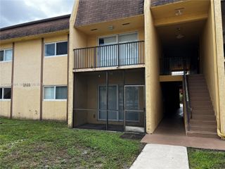 2822 NW 55th Ave 1D, Lauderhill, FL 33313
