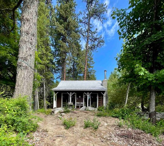 30 Poirier & 20 Fertile Valley Rd, Newport, WA 99156