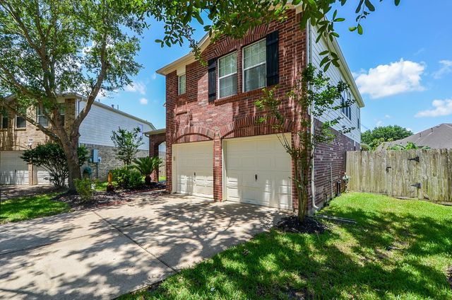 10302 Deer Lodge Court, Missouri City, TX 77459