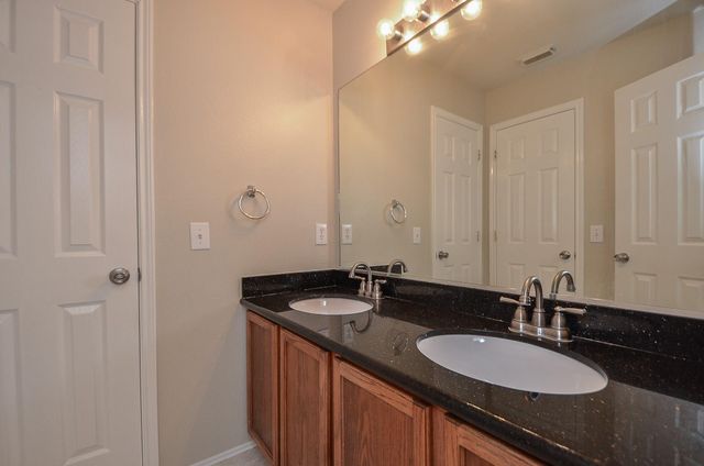 10302 Deer Lodge Court, Missouri City, TX 77459