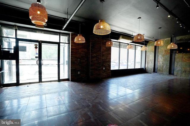 301 SPRING GARDEN STREET, Philadelphia, PA 19123