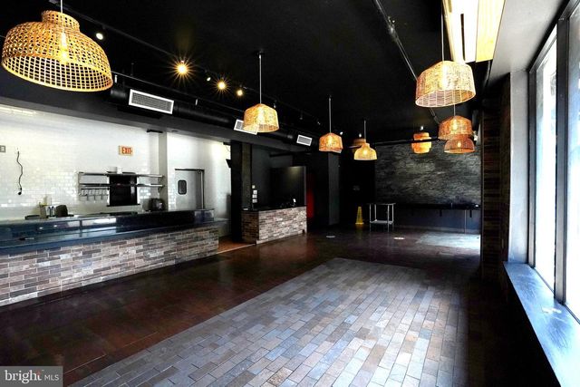 301 SPRING GARDEN STREET, Philadelphia, PA 19123