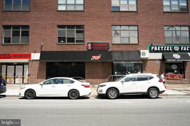 301 SPRING GARDEN STREET, Philadelphia, PA 19123
