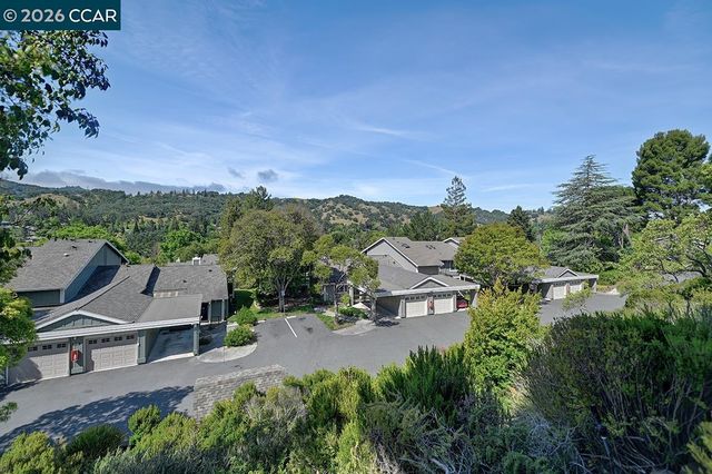 2130 Cactus Ct 2, Walnut Creek, CA 94595