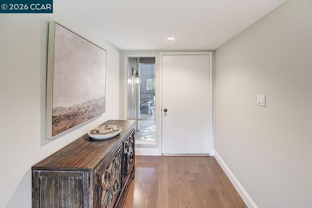 2130 Cactus Ct 2, Walnut Creek, CA 94595