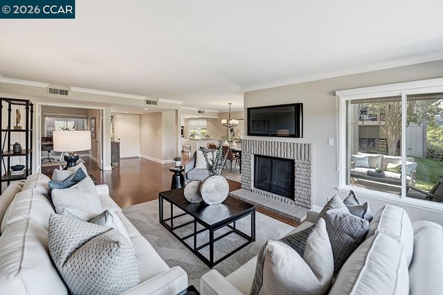 2130 Cactus Ct 2, Walnut Creek, CA 94595