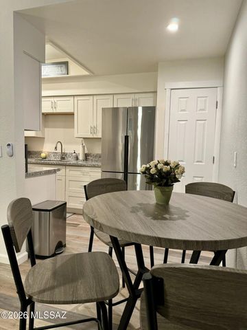5750 N Camino Esplendora Apt 118, Tucson, AZ 85718