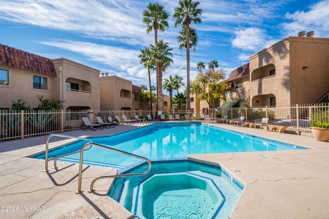 5750 N Camino Esplendora Apt 118, Tucson, AZ 85718