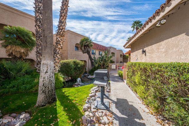 5750 N Camino Esplendora Apt 118, Tucson, AZ 85718