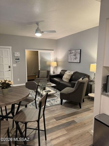 5750 N Camino Esplendora Apt 118, Tucson, AZ 85718