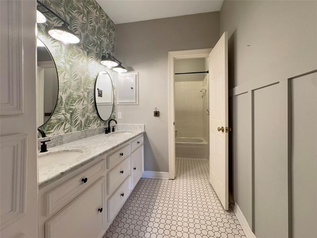 15702 Woodbourne Drive, Houston, TX 77062