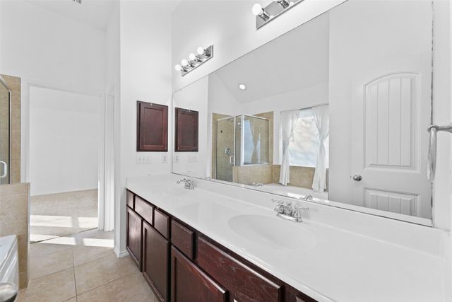 3338 Shining Light Drive, Dallas, TX 75228