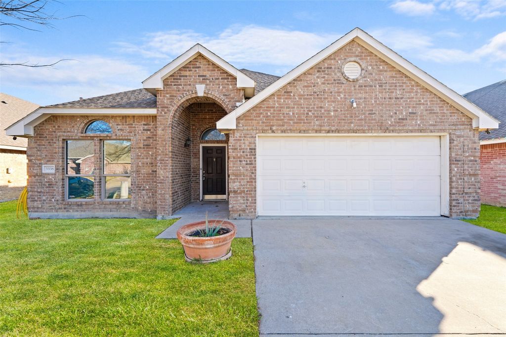 3338 Shining Light Drive, Dallas, TX 75228