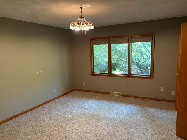 9206 35th Street W, Milan, IL 61264