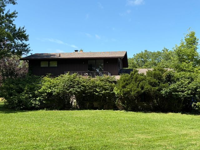 9206 35th Street W, Milan, IL 61264
