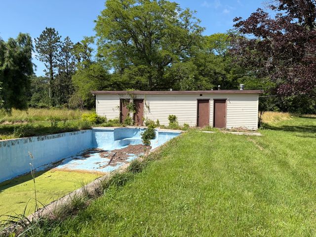 9206 35th Street W, Milan, IL 61264
