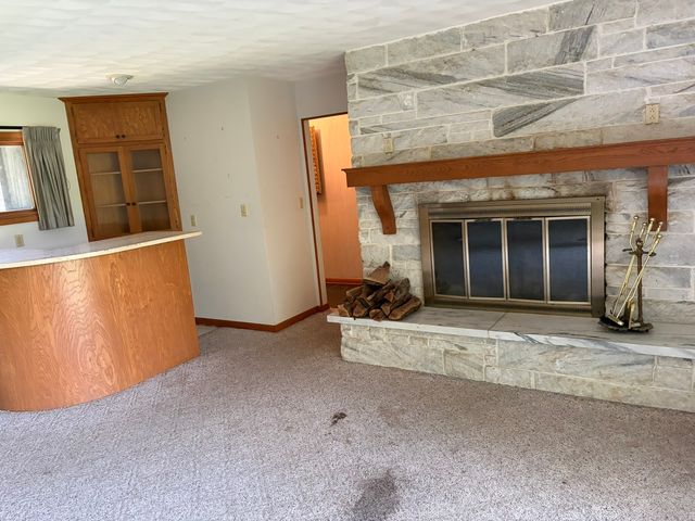 9206 35th Street W, Milan, IL 61264
