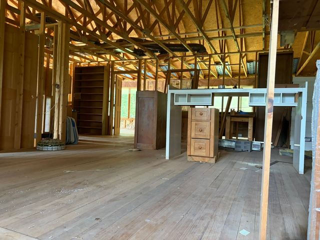 9206 35th Street W, Milan, IL 61264