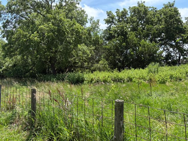 9206 35th Street W, Milan, IL 61264