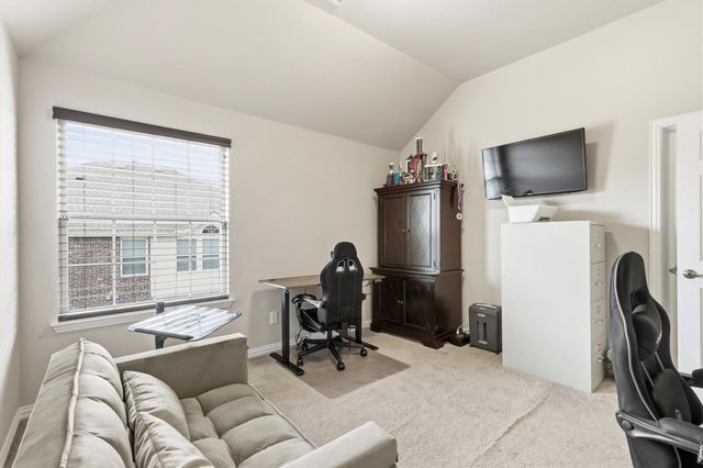 412 Shadow Creek Drive, Desoto, TX 75115