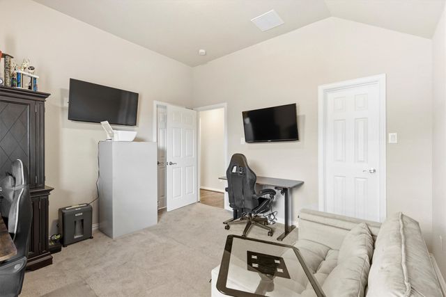 412 Shadow Creek Drive, Desoto, TX 75115