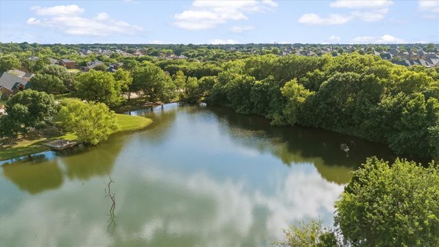 412 Shadow Creek Drive, Desoto, TX 75115