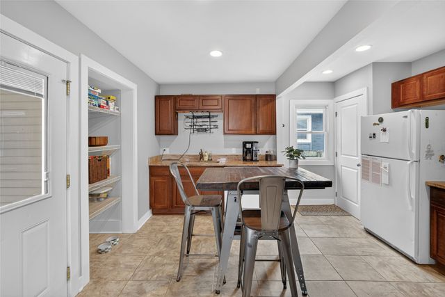 624 Rose Avenue, Des Moines, IA 50315